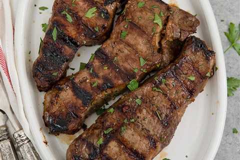 How to Prepare the Best Grilled Strip Steak Recipe