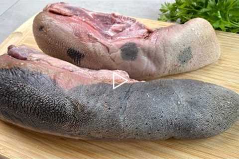 The recipe was shared at the restaurant. How to cook delicious tongue.