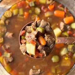 HOMEMADE VEGETABLE BEEF SOUP