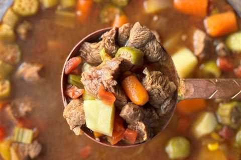 HOMEMADE VEGETABLE BEEF SOUP