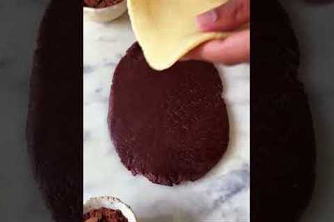 *YUMMIEST* PINWHEEL COOKIES IN A PAN #shorts
