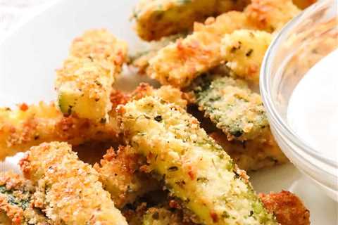 Baked Parmesan Zucchini Fries