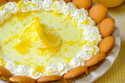 Old Fashioned Lemon Icebox Pie