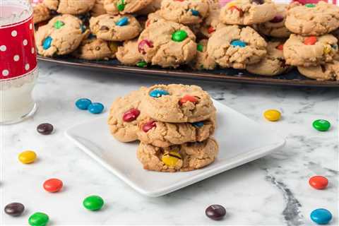 Peanut Butter M&M Cookies