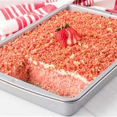 Strawberry Crunch Cake